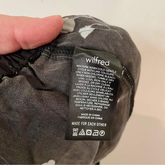 Aritzia Wilfred Aries Pant Black Aqua Pull On Wide Leg Size Small - Picture 7 of 8